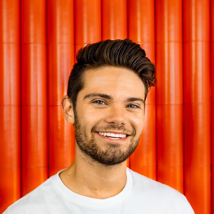 Ofek Arush, Co-Founder & CEO at Customized Bottle Boxes